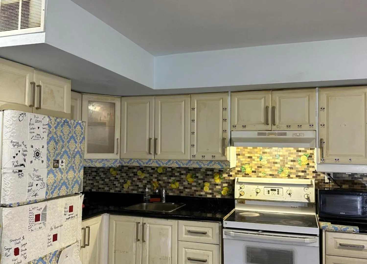 Lower Loft Suite -Space Share Toronto